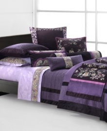 Combining ultrasoft 400 thread count cotton sateen with a delicate floral-and-butterfly print and beautifully embellished decorative cuff, the Imperial Palace flat sheet from Natori is decidedly lavish. Also features allover embroidery. Combining ultrasoft 400 thread count cotton sateen with a delicate floral-and-butterfly print and beautifully embellished decorative cuff, the Imperial Palace flat sheet from Natori is decidedly lavish. Also features allover embroidery.