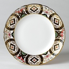 Royal Crown Derby has produced only the finest English bone china for over 250 years. Chelsea Garden is an intricate, textured pattern inspired by the textures and weaves of flowers and plants. Royal Crown Derby has produced only the finest English bone china for over 250 years. Chelsea Garden is an intricate, textured pattern inspired by the textures and weaves of flowers and plants.