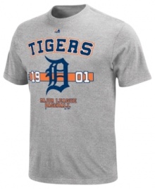 Give your favorite baseball team props. Slide into comfort and sporty style so you can cheer long and loud in this Detroit Tigers MLB t-shirt from Majestic. Give your favorite baseball team props. Slide into comfort and sporty style so you can cheer long and loud in this Detroit Tigers MLB t-shirt from Majestic.