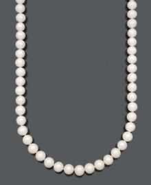 Create a polished and refined look. Easy sophistication lies in a chic strand of Belle de Mer cultured freshwater pearls (10-11 mm). 14k gold clasp. Approximate length: 20 inches. Create a polished and refined look. Easy sophistication lies in a chic strand of Belle de Mer cultured freshwater pearls (10-11 mm). 14k gold clasp. Approximate length: 20 inches.