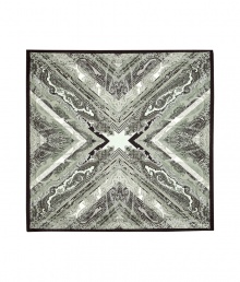 Inject dapper style to your dressed up look with this paisley printed pocket square from Etro thats fit for a modern dandy - Elegant paisley printed silk pocket square - Wear with a slim suit and dress shoes Inject dapper style to your dressed up look with this paisley printed pocket square from Etro thats fit for a modern dandy - Elegant paisley printed silk pocket square - Wear with a slim suit and dress shoes