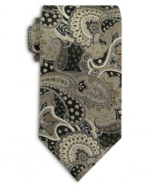 This oversized paisley provides the right amount of contrast to a light or dark colored shirt. This oversized paisley provides the right amount of contrast to a light or dark colored shirt.