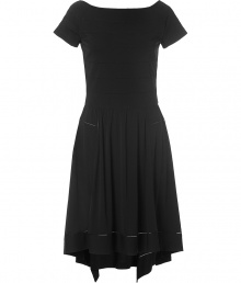 Luxurious cocktail dress in a fine acetate-polyester blend - light, summery quality - the LBD in a mega trendy version - wide boat neckline, cap sleeves, pleated skirt, slim waist - new, long length comes to your knee - very pleasant and comfortable material to wear - really summery piece that works as a daytime dress and evening highlight, depending on your style accessories - best worn with pumps or sandals