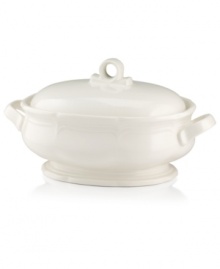 Gently scalloped edges in hardy stoneware give the French Countryside casserole an effortless grace that's ideal for every day. With a rich, creamy glaze to suit any setting. From Mikasa. Gently scalloped edges in hardy stoneware give the French Countryside casserole an effortless grace that's ideal for every day. With a rich, creamy glaze to suit any setting. From Mikasa.