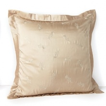 The woven jacquard scroll pattern in a rich wheat hue on this Waterford European sham infuses your decor with a luminous touch. The woven jacquard scroll pattern in a rich wheat hue on this Waterford European sham infuses your decor with a luminous touch.