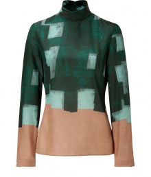 With its painterly patterning and chic autumnal shades, Akris cool silk-wool blouse is the epitome of modern sophistication - Mock collar with hidden back zip, long sleeves, buttoned cuffs - Slightly boxy, straight fit - Wear with tailored trousers and flats, or with high-waisted pencil skirts and heels