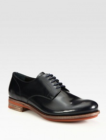Bright contrast sole elevates the classic nature of this smooth leather lace-up.Leather upperLeather liningLeather soleMade in Italy Bright contrast sole elevates the classic nature of this smooth leather lace-up.Leather upperLeather liningLeather soleMade in Italy
