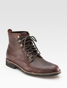A rustic leather style is constructed with a a lug outsole and patented Nike Air technology for an easier, on-your-feet fit. Leather lining Padded insole Rubber lug sole Imported A rustic leather style is constructed with a a lug outsole and patented Nike Air technology for an easier, on-your-feet fit. Leather lining Padded insole Rubber lug sole Imported