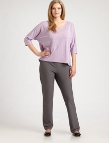 This slouchy, elegant style is rendered in ultra-soft finespun linen jersey.ScoopneckThree-quarter dolman sleevesLonger back hemlineAbout 28½ from shoulder to hemLinenDry cleanImported