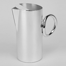 Vertigo serveware is a modern silver holloware collection for your table. A perfect compliment to all Vertigo collections including: coffee service; barware; and table accessories. Vertigo serveware is a modern silver holloware collection for your table. A perfect compliment to all Vertigo collections including: coffee service; barware; and table accessories.