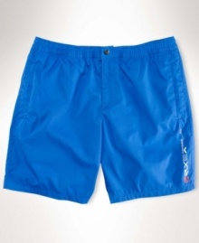 From the pool to the shore, the Sail swim trunk is designed to conquer the elements in chlorine-resistant polyester with sporty screen-printed details for an athletic appeal. From the pool to the shore, the Sail swim trunk is designed to conquer the elements in chlorine-resistant polyester with sporty screen-printed details for an athletic appeal.