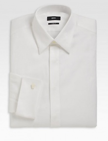 A sartorial staple, neatly tailored in classic-fitting cotton.Button-frontPoint collarCottonMachine washImported