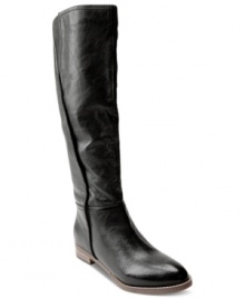 Top off your look with the classic sophistication of the Colaterl boots by Steve Madden. Top off your look with the classic sophistication of the Colaterl boots by Steve Madden.