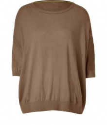 Super stylish frappe cashmere boxy top from Steffen Schraut - With an on-trend silhouette, this cashmere top brings both high style and a luxe factor - Rounded neck, boxy fit, short sleeve, ribbed detail at cuff and hem - Wear with leather paneled leggings, a military-inspired jacket, and platform heels