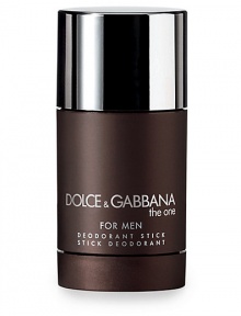The One for Men is a concentrate of elegance and sensuality. A spicy, oriental fragrance, developed on the harmony of tobacco with refined boise notes. The bright accord of the top notes - grapefruit, coriander and basil - introduces the vibrant elegance of The One. 2.4 oz. The One for Men is a concentrate of elegance and sensuality. A spicy, oriental fragrance, developed on the harmony of tobacco with refined boise notes. The bright accord of the top notes - grapefruit, coriander and basil - introduces the vibrant elegance of The One. 2.4 oz.