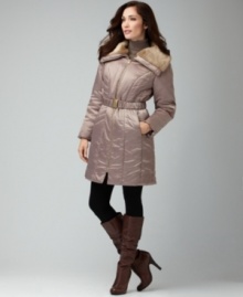 A faux-fur collar adds the look of luxe to this Alfani puffer coat -- perfect for staying warm & stylish!