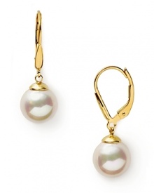 These 10 mm pearls look effortlessly chic and will lend an air of sophistication to your everyday look. These 10 mm pearls look effortlessly chic and will lend an air of sophistication to your everyday look.