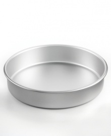 This is a piece of cake-professional bakeware makes creating your favorite sweet treats a real breeze. The heavy-duty aluminum design spreads heat out evenly for perfectly baked goodies. This is a piece of cake-professional bakeware makes creating your favorite sweet treats a real breeze. The heavy-duty aluminum design spreads heat out evenly for perfectly baked goodies.