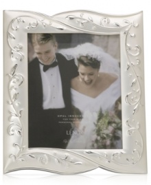 Showcase your treasured memories with a true treasure! The Opal Innocence frame features a delicate vine pattern accented by matte and polished silver.