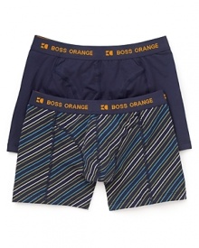Woven from so-soft cotton and finished with a black logo waistband, these boxer briefs are for everyday comfort and style. Woven from so-soft cotton and finished with a black logo waistband, these boxer briefs are for everyday comfort and style.