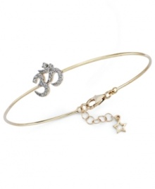 Look cool and calm in this YellOra™ om wire bracelet. Single-cut diamonds (1/6 ct. t.w.) enhance the appeal of the pure gold, sterling silver and palladium combination. Approximate length: 7-1/4 inches + 1-1/4-inch extender. Look cool and calm in this YellOra™ om wire bracelet. Single-cut diamonds (1/6 ct. t.w.) enhance the appeal of the pure gold, sterling silver and palladium combination. Approximate length: 7-1/4 inches + 1-1/4-inch extender.