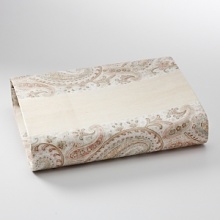 A beautiful array of dusty floral sprigs provides a blooming backdrop for our Romantic Traveler collection, rendered in luxurious 300-thread-count Italian cotton sateen. A beautiful array of dusty floral sprigs provides a blooming backdrop for our Romantic Traveler collection, rendered in luxurious 300-thread-count Italian cotton sateen.