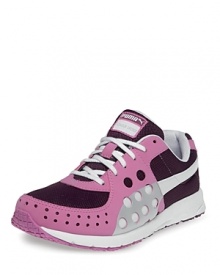 Lightweight, durable and with plenty of cushioning, it will keep your little runner going strong all day long. Lightweight, durable and with plenty of cushioning, it will keep your little runner going strong all day long.
