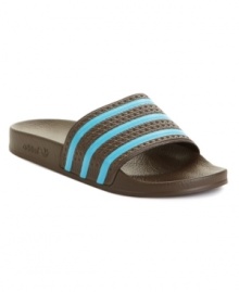 Post-gym or pre-pool, these staple slide men's sandals from adidas keep you comfortable and cool with every step.