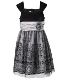Make those special occasions even more special with this beautiful velvet and glittery dress by Bonnie Jean. Make those special occasions even more special with this beautiful velvet and glittery dress by Bonnie Jean.