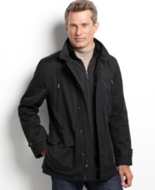 Military formation: A jacket from Tasso Elba with the pockets and stylish functionality inspired by a field jacket. Military formation: A jacket from Tasso Elba with the pockets and stylish functionality inspired by a field jacket.