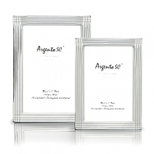 Photo frames by Argento feature unique and authentic tarnish free sterling silver. Hand made and uniquely crafted in Italy. Photo frames by Argento feature unique and authentic tarnish free sterling silver. Hand made and uniquely crafted in Italy.