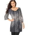 Rhinestones add a dose of glam to this Alfani paisley-printed tunic -- perfect over your favorite leggings or skinny jeans!