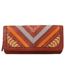 Exquisitely crafted leather in a chevron patchwork design makes this clutch wallet from Fossil undecidedly unique. Plenty of interior pockets for cash, coins, cards and ID keep your day-to-day essentials organized and in place. Exquisitely crafted leather in a chevron patchwork design makes this clutch wallet from Fossil undecidedly unique. Plenty of interior pockets for cash, coins, cards and ID keep your day-to-day essentials organized and in place.