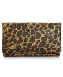 Rock something wild on your next night out on the town with this exotic, mesh metal clutch from BCBGMAXAZRIA. Perfectly sized to stash phone, cash, cards and fave lip gloss, it'll look fabulously fierce under your arm. Rock something wild on your next night out on the town with this exotic, mesh metal clutch from BCBGMAXAZRIA. Perfectly sized to stash phone, cash, cards and fave lip gloss, it'll look fabulously fierce under your arm.