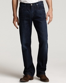The Evans is a relaxed fitting jean with a straight leg and slightly fitted through the thigh to add shape.
