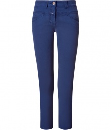 Bring chic style to your casual look with these cropped pants from Closed - Button and zip closure, belt loops, front seaming detailing, rivet-detailed back pockets, cropped fit - Style with a asymmetrical hem blouse, boyfriend blazer, and platform pumps Bring chic style to your casual look with these cropped pants from Closed - Button and zip closure, belt loops, front seaming detailing, rivet-detailed back pockets, cropped fit - Style with a asymmetrical hem blouse, boyfriend blazer, and platform pumps
