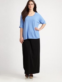 Looking for a fresh, new take on the traditional sweatshirt? Look no further than this soft design with a pretty neckline and flattering fit.Twisted necklineThree-quarter sleevesAbout 27 from shoulder to hem50% polyester/38% cotton/12% rayonMachine washMade in USA Looking for a fresh, new take on the traditional sweatshirt? Look no further than this soft design with a pretty neckline and flattering fit.Twisted necklineThree-quarter sleevesAbout 27 from shoulder to hem50% polyester/38% cotton/12% rayonMachine washMade in USA
