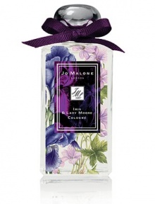 A mingling between spicy-fresh, common-or-garden geranium and noble iris, powdery and poised. Brought together on dry-grass base of vetiver. 3.4 oz. A mingling between spicy-fresh, common-or-garden geranium and noble iris, powdery and poised. Brought together on dry-grass base of vetiver. 3.4 oz.