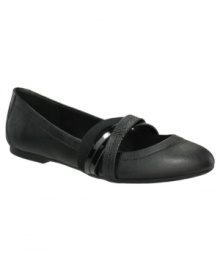 The graceful design of these Mandi flats from Jessica Simpson will add a mature elegance to any outfit. The graceful design of these Mandi flats from Jessica Simpson will add a mature elegance to any outfit.
