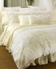A generous border of rouching detail at the hem finishes the Tranquil bedskirt with elegance. Featuring split corners; 100% cotton. A generous border of rouching detail at the hem finishes the Tranquil bedskirt with elegance. Featuring split corners; 100% cotton.
