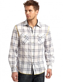 THE LOOKShirt collarButton frontChest flap pocketsTHE MATERIALCottonCARE & ORIGINMachine washImported THE LOOKShirt collarButton frontChest flap pocketsTHE MATERIALCottonCARE & ORIGINMachine washImported