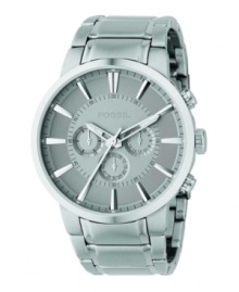 For work or relaxation, this Fossil watch is a dashing addition to your look. Stainless steel bracelet and oversized round case. Silvertone chronograph dial with etched logo, stick indices and three subdials. Quartz movement. Water resistant to 50 meters. 11-year limited warranty. Packaged in a collectible tin. For work or relaxation, this Fossil watch is a dashing addition to your look. Stainless steel bracelet and oversized round case. Silvertone chronograph dial with etched logo, stick indices and three subdials. Quartz movement. Water resistant to 50 meters. 11-year limited warranty. Packaged in a collectible tin.
