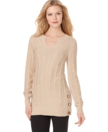 Calvin Klein presents the perfect mix of classic and casual: this tunic sweater balances sophisticated buttons and a metallic-flecked knit with a laid-back split neckline.