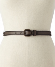 Details make all the difference. Fossil spices up the classic skinny belt with hinges and worn hardware. Details make all the difference. Fossil spices up the classic skinny belt with hinges and worn hardware.