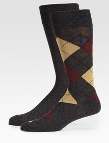 Lightweight classics, finished with an signature logo embroidery. .Pack of 2Logo embroideryMid-calf height57% cotton/19% nylon/19% polyester/3% rubber/2%spandexMachine washImported Lightweight classics, finished with an signature logo embroidery. .Pack of 2Logo embroideryMid-calf height57% cotton/19% nylon/19% polyester/3% rubber/2%spandexMachine washImported