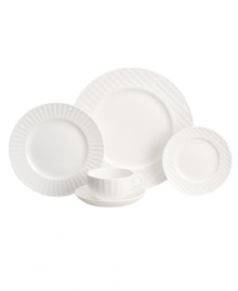 For either night or day, this pattern is appropriate and eye-catching in its simplicity. The sophistication of pure white is combined with a bold checkered embossed design. This platter is the perfect complement to a range of table settings. Pair it with the black Jasper pieces in this collection and you have a stunning study in contrast. For either night or day, this pattern is appropriate and eye-catching in its simplicity. The sophistication of pure white is combined with a bold checkered embossed design. This platter is the perfect complement to a range of table settings. Pair it with the black Jasper pieces in this collection and you have a stunning study in contrast.
