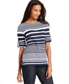 Classic gradient stripes make a graphic impact on Charter Club's crisp top. It looks thoroughly modern with skinny jeans in a dark wash. Classic gradient stripes make a graphic impact on Charter Club's crisp top. It looks thoroughly modern with skinny jeans in a dark wash.