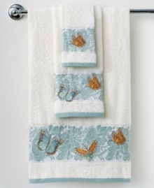 A lovely floral motif in a serene blue and white palette lends an air of nature-inspired sophistication to this Martha Stewart Collection Mariposa hand towel. Fanciful butterflies add delightful pops of color. A lovely floral motif in a serene blue and white palette lends an air of nature-inspired sophistication to this Martha Stewart Collection Mariposa hand towel. Fanciful butterflies add delightful pops of color.