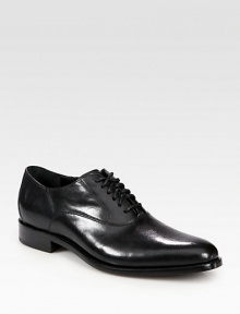 A slim, modern design that is the perfect addition to any dress wardrobe, in smooth leather.Leather upperLeather liningPadded insoleRubber soleImportedOUR FIT MODEL RECOMMENDS ordering true size. A slim, modern design that is the perfect addition to any dress wardrobe, in smooth leather.Leather upperLeather liningPadded insoleRubber soleImportedOUR FIT MODEL RECOMMENDS ordering true size.