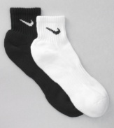 Get the fit that fits right into your active lifestyle with Nike's comfortable and convenient six pack of breathable cotton socks.